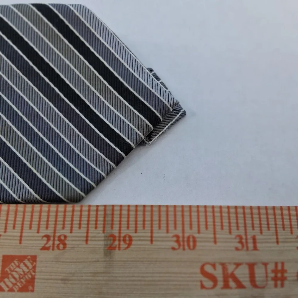 Charles Tyrwhitt Tie Mens OS Grey Striped Silk Classic Made in England Business - Picture 8 of 10